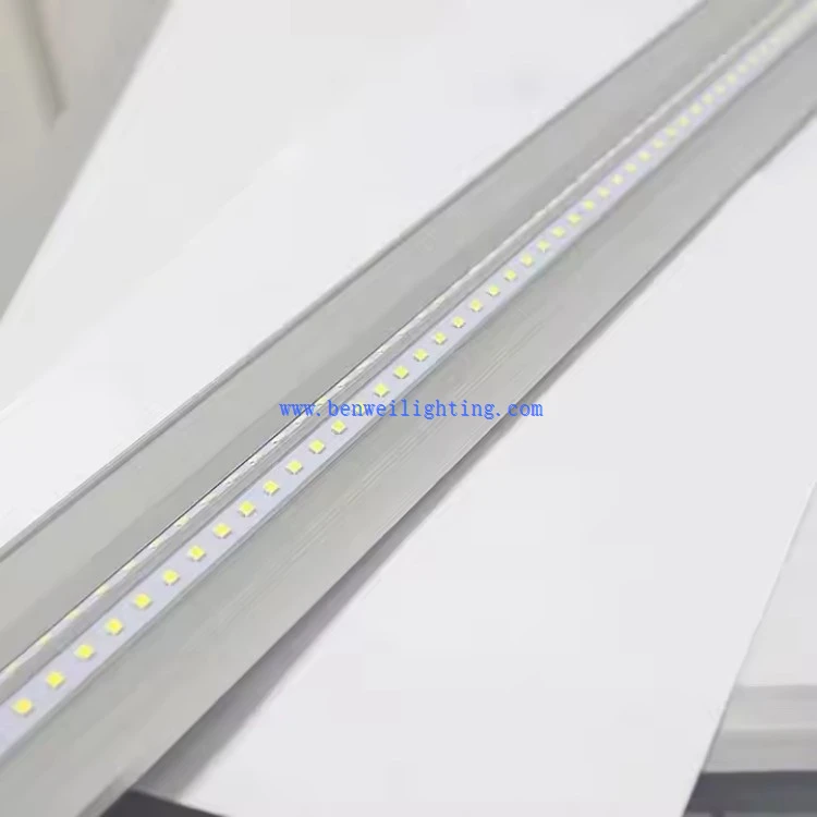 110-277V 10W 3300K Led Batten Light