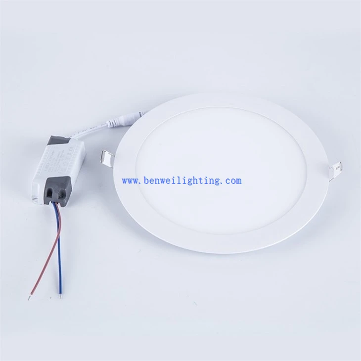 4 recessed pot lights